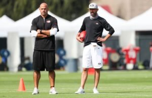 Los entrenadores de los 49ers, Kyle Shanahan y Robert Saleh, brillan a mitad de temporada