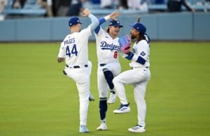 SF Giants reclaman a Justin Dean y Reiver Sanmartin, DFA Mason Black