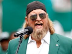 Los New York Jets honran al fallecido Nick Mangold con decoraciones y homenajes en el estadio