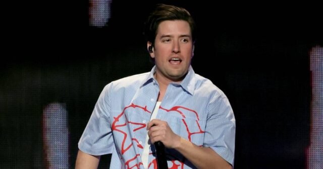 GettyImages-1841355700-logan-henderson-hospitalized.jpg