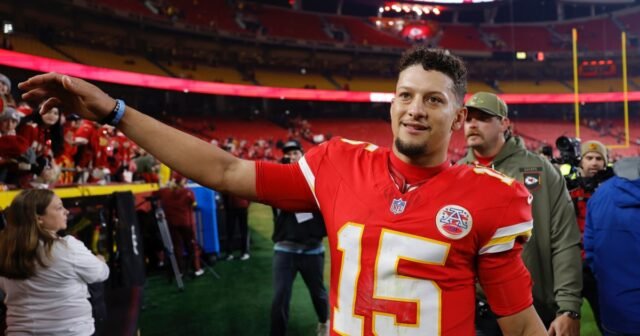 GettyImages-2243715853-patrick-mahomes.jpg