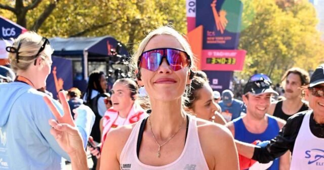 GettyImages-2244669504-claire-holt-nyc-marathon.jpg