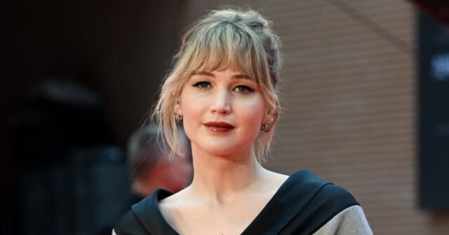 GettyImages2242354495-Jennifer-Lawrence-Says-Male-Directors-Can-Be-Controlling-Over-Actors-.jpg