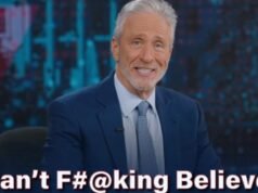 Jon Stewart critica a los demócratas por poner fin al cierre del gobierno