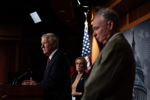 SJM-Z-OPED-KLEIN-1112-JPEG-ANGUS-KING-SHUTDOWN.jpg