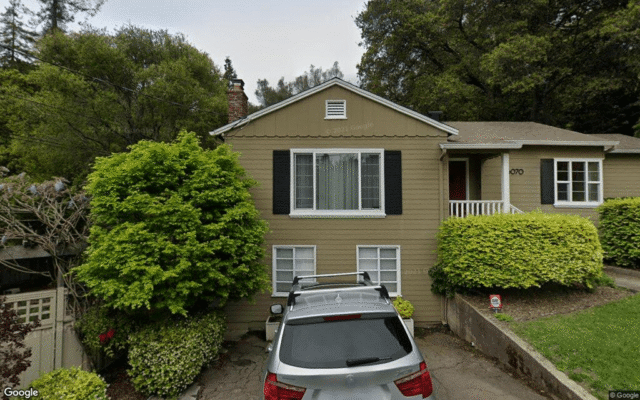 Sale-closed-in-Oakland-1.7-million-for-a-three-bedroom-home.png