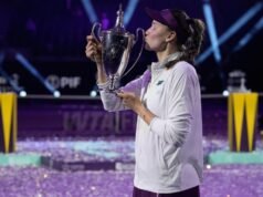 Rybakina vence a la número uno Sabalenka y gana la final de la WTA