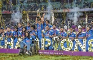 El gobierno de Maharashtra anuncia una recompensa en efectivo para Smriti, Jemimah, Radha y el entrenador Muzumdar después de la victoria en la Copa del Mundo.