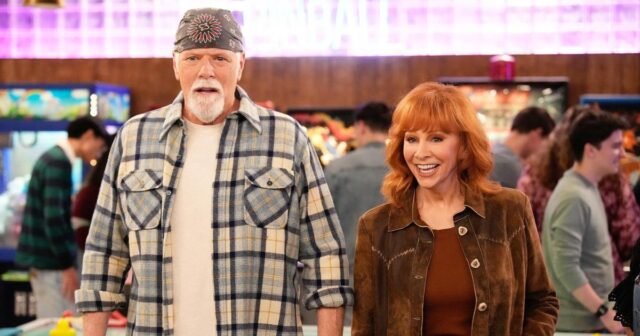 Why-Reba-McEntire-Didnt-Have-Successful-Sitcom-Romance-Until-Happys-Place-Story-With-Rex-Linn.jpg