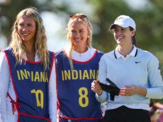 Sophie Cunningham responde a un fan mientras era caddie de Caitlin Clark en The Annika en medio de negociaciones con ABC: ‘Dígales que nos paguen’