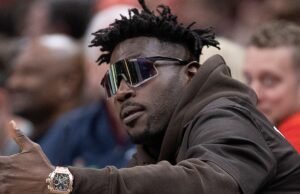 Antonio Brown se declara inocente y actuó en defensa propia, según su abogado