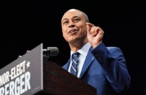 Ahora que ganan los polacos que quieren la violencia, sigue siendo “la economía, estúpida” y otros comentarios.