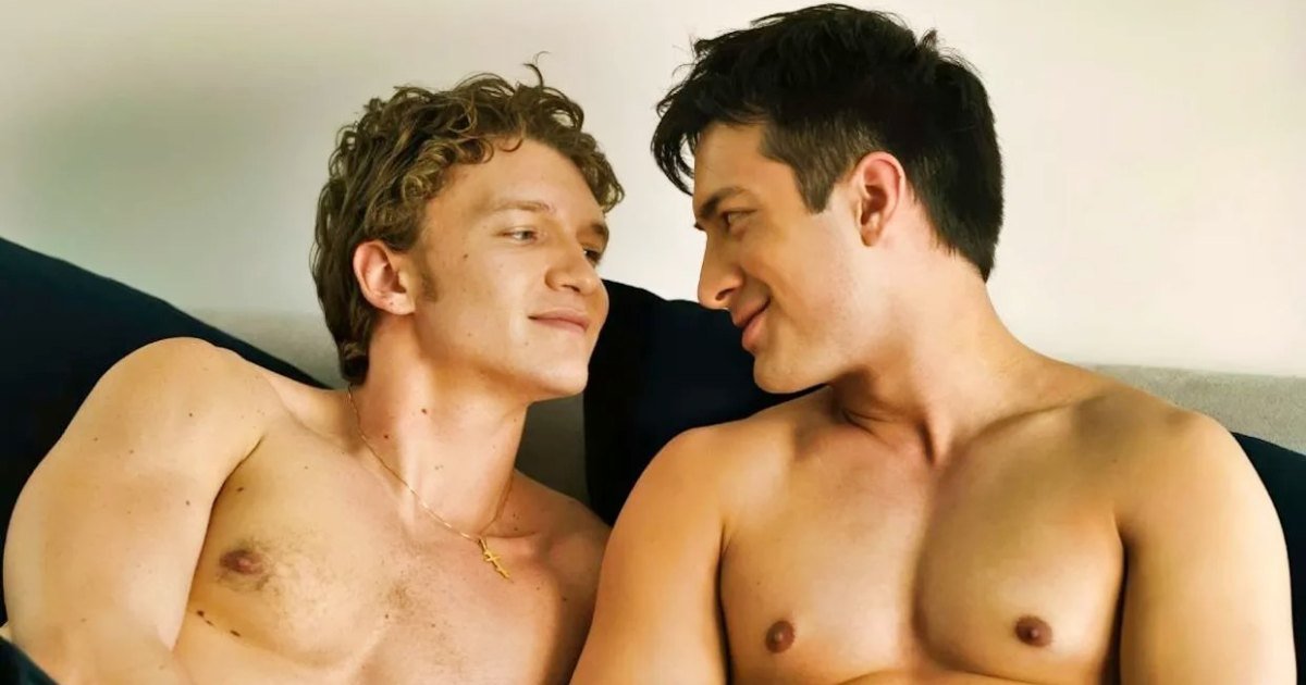 Connor Storrie y Hudson Williams en una acalorada rivalidad