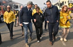 Gavin Newsom y Karen Bass abandonaron Los Ángeles mientras ardía, y una nueva película lo demuestra