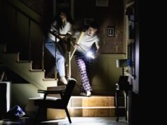 “Actividad Paranormal”: Cómo se adaptó la película para el escenario de Ahmanson