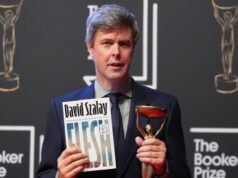 La ‘arriesgada’ novela ‘Flesh’ de David Szalay gana el Premio Booker 2025