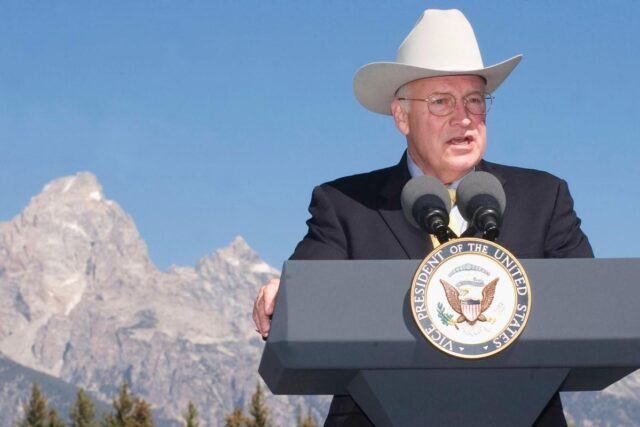vice-president-dick-cheney-addresses-114852367.jpg