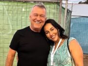 La leyenda del rock Jimmy Barnes publica felices fotos familiares de sus lujosas vacaciones de Navidad en Italia, mientras su amor secreto ahora duerme en su auto después de encontrarse SIN HOGAR apenas un año después de reunirse públicamente con la estrella de Cold Chisel.