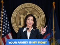 La camaleónica Kathy Hochul nos espera para otro aumento de impuestos