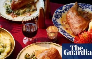 El plato principal navideño simplificado: muslos de pavo estofados con colcannon de Max Rocha – recetas | comida y bebida navideña