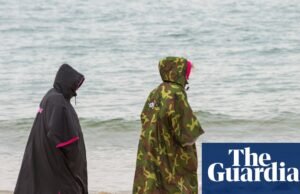 Dryrobe gana demanda de marca registrada contra su rival D-Robe abrigo cambiador impermeable | Industria minorista