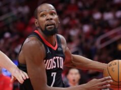 Kevin Durant de los Rockets es octavo en alcanzar los 31.000 puntos