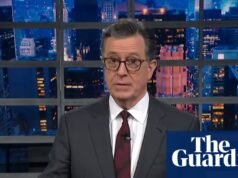 Stephen Colbert sobre la ‘tarjeta dorada’ de Trump: ‘Programa pagado para extranjeros ricos’ | Resumen de televisión nocturna