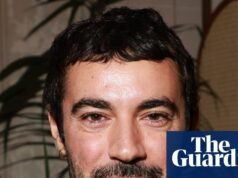 El director creativo de Versace se marcha poco después de que la casa de moda se vendiera a Prada por 1.400 millones de dólares | Moda