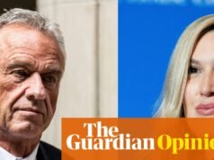 Volvamos al asunto Nuzzi. Porque cuando nuestra política y nuestros medios están tan degradados, la broma es nuestra | Nesrine Malik