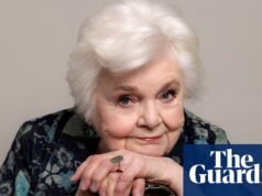 “¡Estaba con las piernas afuera todo el tiempo!” June Squibb sobre su papel en el debut como directora de Scarlett Johansson y en la original de Broadway Gypsy | Película