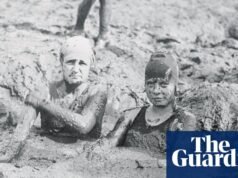 Baños de barro: la nueva cultura de la belleza – archivo, 1925 | Salud y bienestar