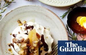 Postres navideños de Flora Shedden: tartaletas de higos crumble, helado con alcohol y merengues de pera y chocolate – recetas | comida y bebida navideña