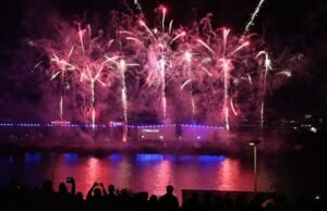 Un adolescente pierde una mano cuando los alemanes comienzan a probar los fuegos artificiales de Año Nuevo