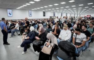 Los habitantes de Gaza con visas abandonan la franja mientras Israel facilita los viajes y la ayuda humanitaria