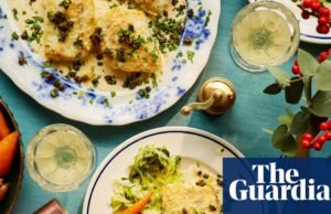 Platos navideños: rape frito de Georgina Hayden en mantequilla de hierbas y champán – receta | comida y bebida navideña