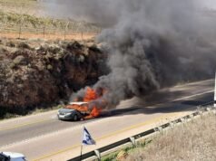 Las FDI y la policía fronteriza responden a informes de colonos que arrojaban piedras y prendían fuego a coches en Cisjordania