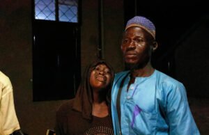 Niños nigerianos se reúnen con sus padres tras ser liberados de secuestros