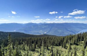 Evite las multitudes del Parque Nacional Banff con una de las alternativas serenas y pintorescas de Canadá.