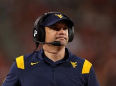 North Texas contrata al ex entrenador en jefe de West Virginia y Troy, Neal Brown, para reemplazar a Eric Morris