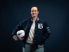 El Bay FC contrata a la entrenadora Emma Coates, ex entrenadora de Inglaterra U23