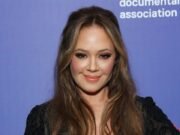 Leah Remini critica a la estación de Los Ángeles por transmitir un anuncio de Scientology de 30 minutos
