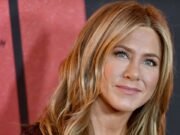 Jennifer Aniston no puede vivir sin este lápiz labial rosa en Amazon