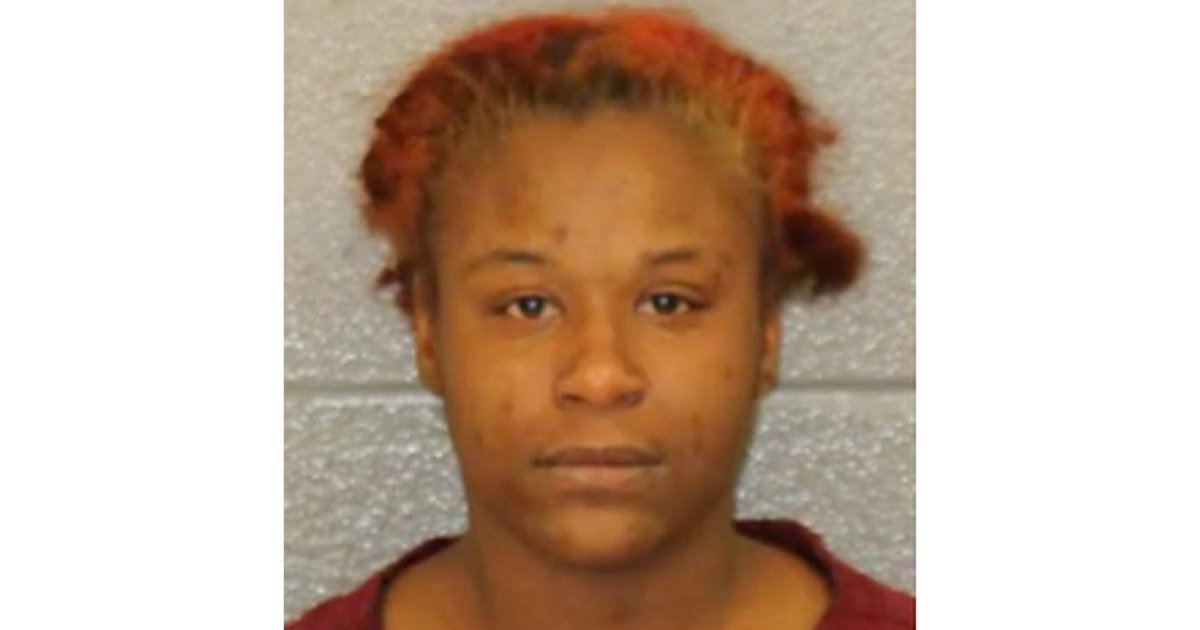 Una madre provocó una sobredosis en su hija de 1 año al guardar drogas en la habitación de un motel