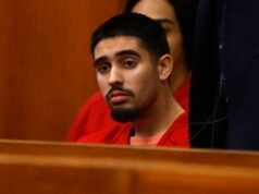 Tres personas acusadas de complicidad se declaran inocentes