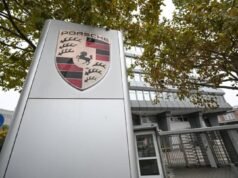 El fabricante de automóviles de lujo Porsche se prepara para recortes más masivos