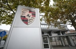 El fabricante de automóviles de lujo Porsche se prepara para recortes más masivos