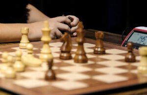 Un niño de 3 años se convierte en el jugador de ajedrez más joven del mundo en obtener la calificación oficial de la Federación Internacional de Ajedrez