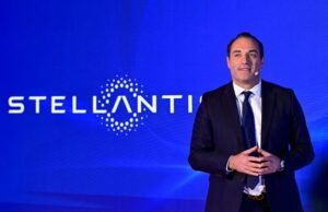 El director ejecutivo de Stellantis respalda los esfuerzos alemanes para flexibilizar las normas de emisiones de automóviles de la UE antes de una revisión clave