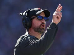 El estado de Iowa contrata al entrenador del estado de Washington, Jimmy Rogers, para reemplazar a Matt Campbell