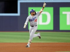 Los Dodgers supuestamente traerán de regreso al héroe de la Serie Mundial Miguel Rojas por un contrato de $5.5 millones